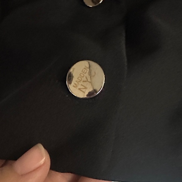 NWOT Modern Black Cropped Blazer w/ Button and Pocket Accents - Picture 7 of 8